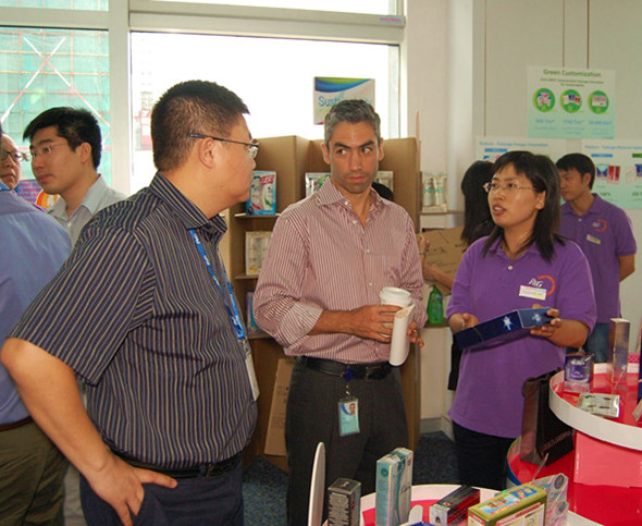 ym亚美体育参加宝洁2011年中国区客户化产品展会简报